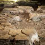 Quest�ultimo pavimento � infatti composto da grandi e spesse tessere del X secolo, facenti parte della pi� antica chiesa di Sant�Angelo di Mammacaro